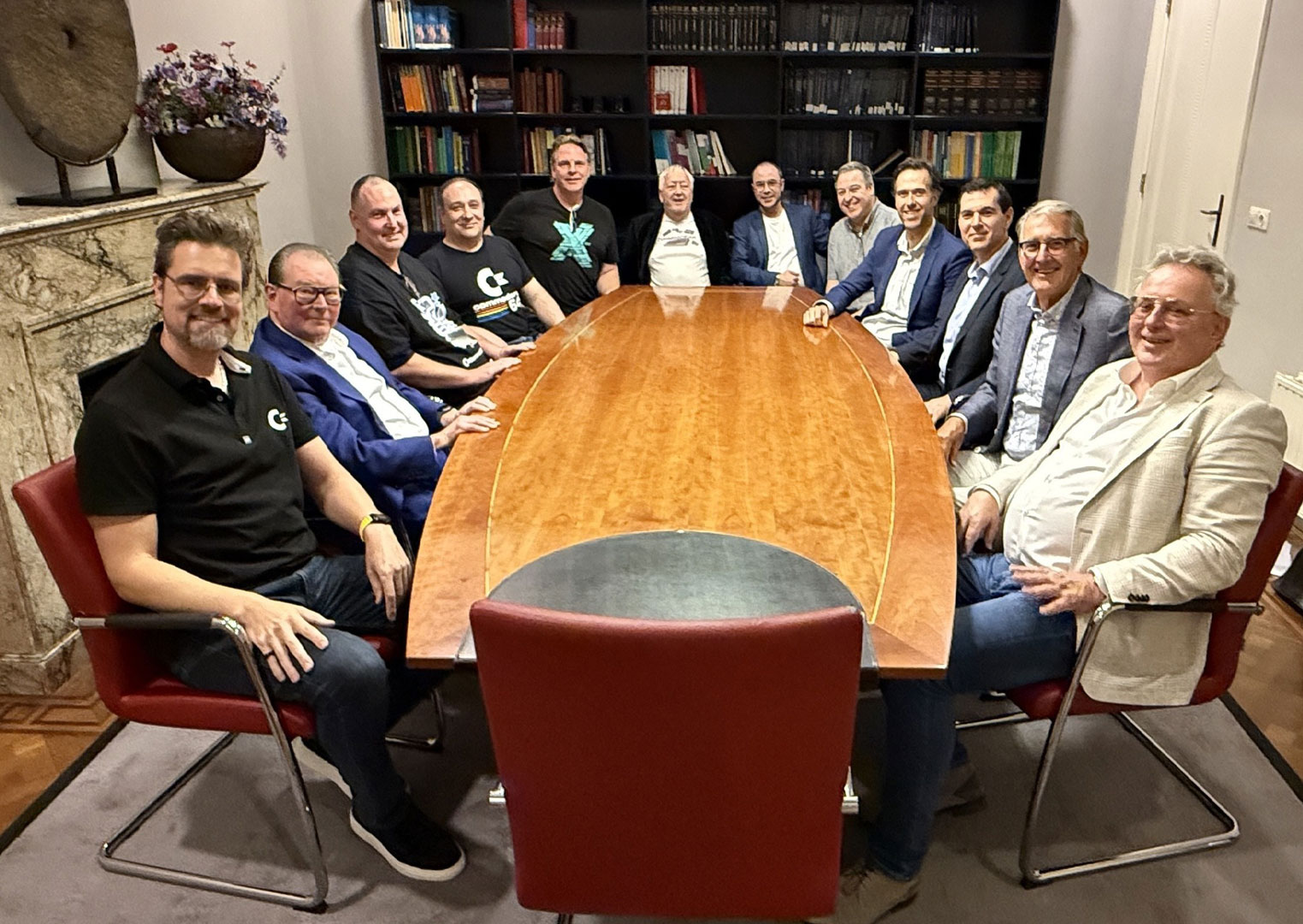 Commodore fan-buyout succeeds